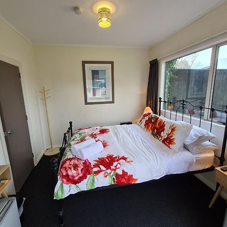 Central Masterton Sleepout Exteriér fotografie